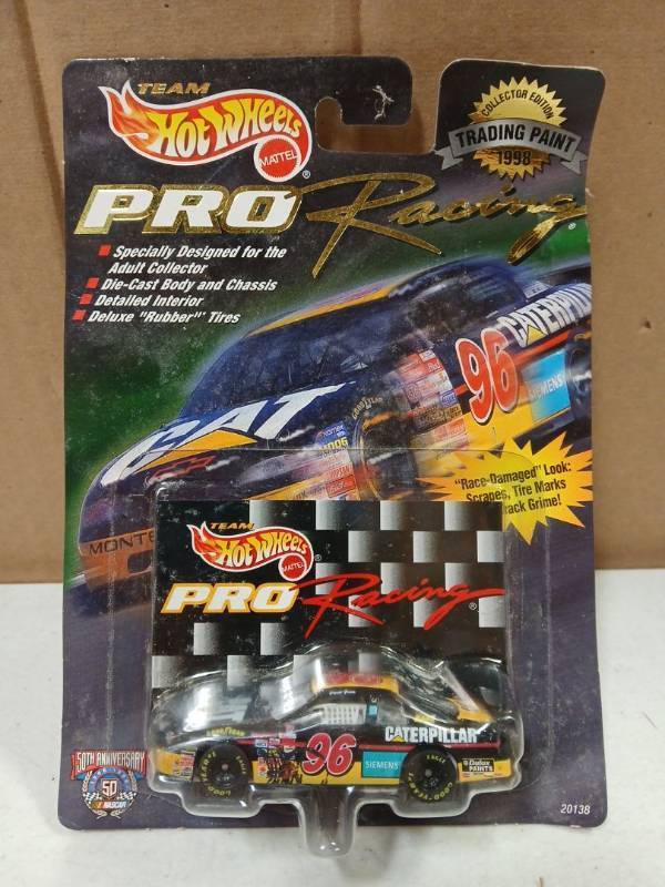 lot 30214 image: NASCAR #96 DAVID GREEN - CATERPILLAR CHEVY - HOT WHEELS -1998 PREVIEW Edition - Retail $11