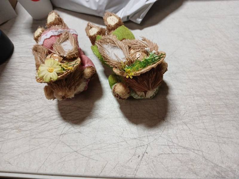 lot 49060 image: Natural Fiber Easter Bunny Decoration - Retail $12