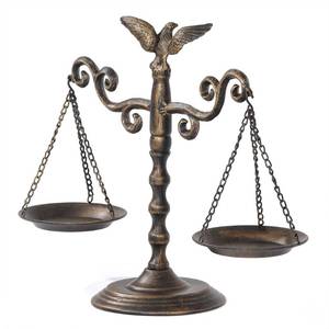 lot 49365 image: Wenbery Libra Decor Vintage Justice Scales, Table Decor (13.38 H) - Retail $28