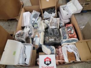lot 56736 image: WomenMen Shoe Variety Pallet- Several Hundred