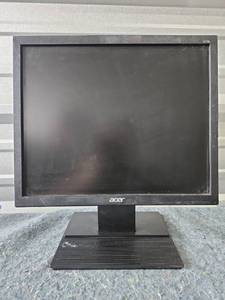 lot 156 image: Acer V176L LCD Monitor - No Power Cord - Not Tested - Retail $35