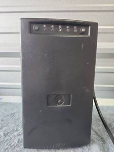lot 160 image: APC Smart-UPS 1500VA Battery Backup - Does Not Power On. May be an Easy Fix May Not But Retails 140 to 300 Used - Retail $175