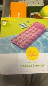 lot 42674 image: Sun Squad Pink Inflatable Pool Lounge Float