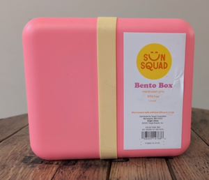 lot 43246 image: Sun Squad Coral Bento Lunch Box