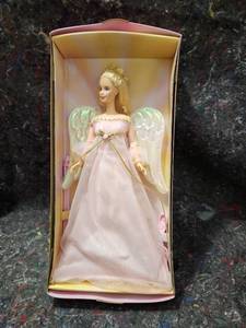 lot 111 image: 2001 Angelic Harmony Barbie  NRFB  (55653) Non-Mint Box - Blonde
