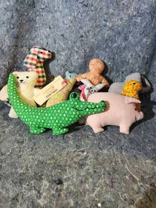 lot 200 image: Handmade Fabric Animal Stuffy Collection - Washable