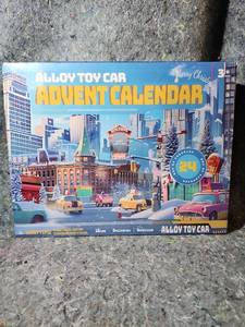 lot 262 image: Alloy Toy Car Christmas Advent Calendar