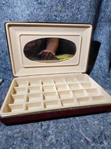 lot 281 image: Red Jewelry Display Case with Mirror