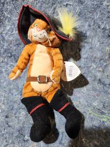 lot 284 image: Puss in Boots Plush Toy Shrek 2007
