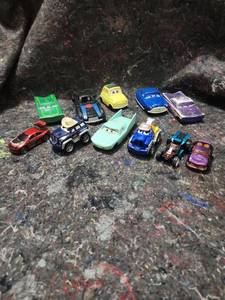 lot 303 image: Disney Cars Movie Diecast Toy Collection