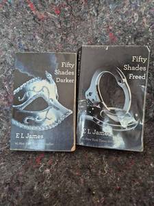 lot 341 image: Fifty Shades Darker & Freed by E L James - First Edition Set