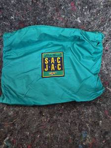 lot 352 image: Eddie Bauer EBTEK Sac Jac Windbreaker -