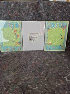 lot 358 image: Celebratory Confetti & Streamers Border Stationery Set