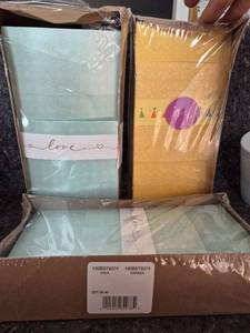 lot 362 image: Decorative Gift Bags - Love & Party Design Set