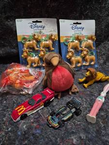lot 380 image: Disney Lion King Toy Collection Lot