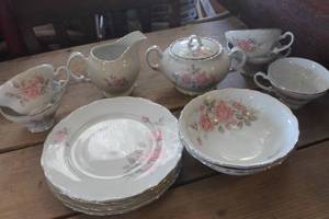 lot 3633 image: Vintage China Tea Dishes