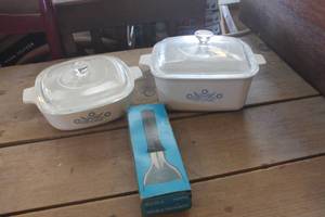 lot 3641 image: Vtg. Corning Ware Casserole Dishes & More