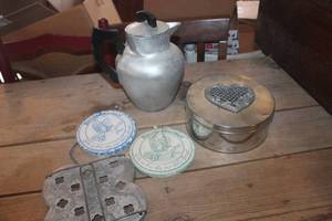 lot 3667 image: Vtg. Water Pitcher and More