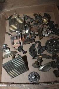 lot 3694 image: Flat of Vtg. Drawer Pulls & More