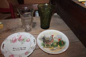lot 3717 image: Vtg. Vases and Dcor Plates