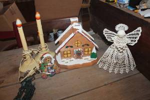 lot 3731 image: Christmas Napkin Holder, Figurine and More