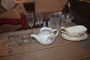 lot 3737 image: Tea Pot, Gravy Boat and More