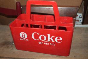 lot 3742 image: Vintage Coca-Cola CaddyCarrier