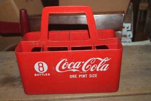 lot 3743 image: Vintage Coca-Cola CaddyCarrier