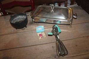 lot 3754 image: Vintage Silver Serving Pieces and More