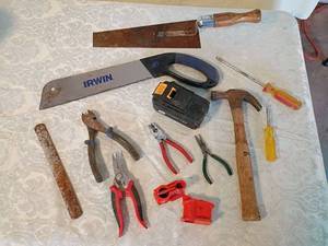 lot 19 image: Mixed Tool Lot with Irwin Saw and Chicago Electric Battery 13 items