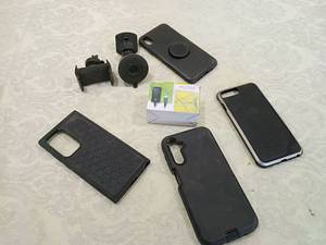 lot 68 image: Phone Case Bundle with Car Mount Kit