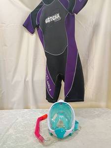 lot 98 image: Wetsuit and Snorkel Mask Set - Gotcha Girls and Full Face Mask size 910
