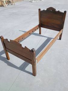 lot 102 image: Child Size Wooden Bed Frame