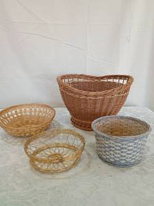 lot 134 image: Woven Basket Collection - Mixed Sizes