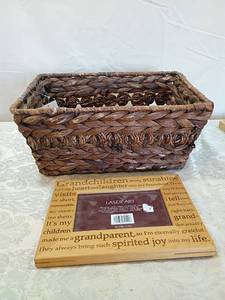 lot 150 image: Decorative Storage Set - Brown Woven Basket and Grandchildren Quote frame