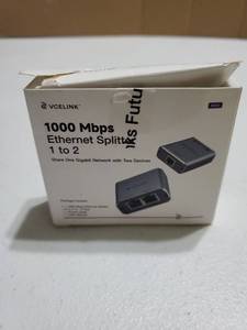 lot 44417 image: 1000Mbps Ethernet Splitter 1 to 2 - Retail $15