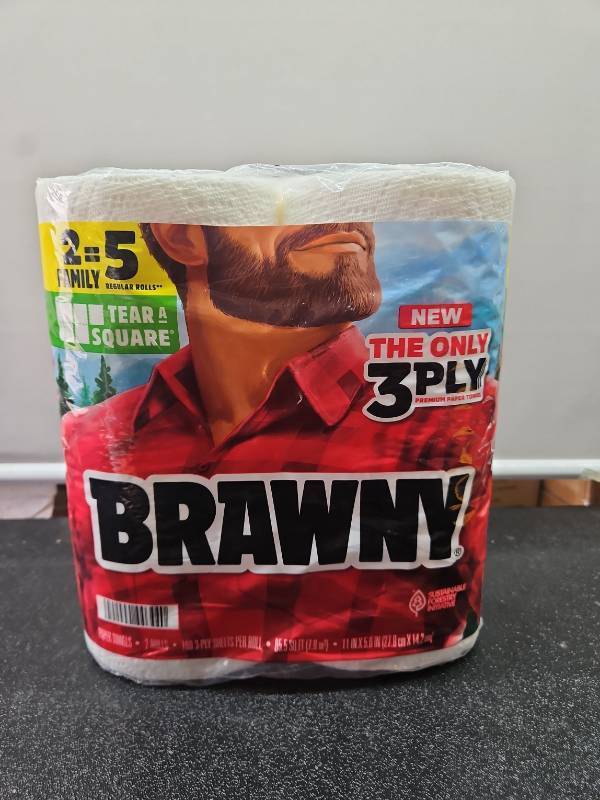 lot 60024 image: Brawny Paper Towels Family Pack - Equals 2 Regular Rolls