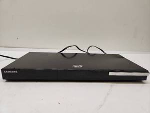 lot 53 image: Samsung Blu-ray 3D Player BD-D5500