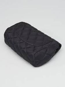 lot 10138 image: Quilted Nylon Cosmetic Bag