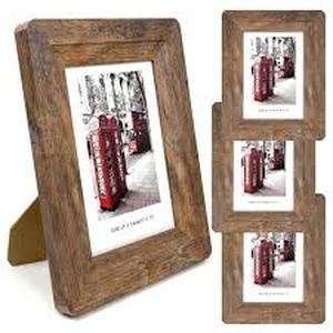 lot 11428 image: 5x7 Rustic Wooden Picture Frame Set