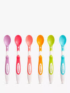 lot 18197 image: Munchkin Baby Training Spoons Set of 9