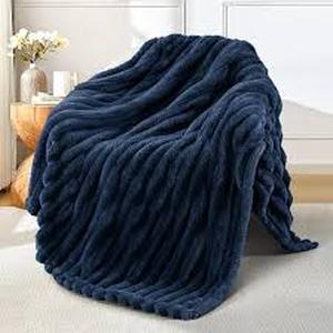 lot 19208 image: Exclusivo Mezcla Queen Size Plush Blanket 2 pcs