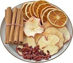 lot 20368 image: Holiday Cheer Potpourri Kit