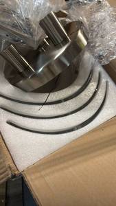 lot 13631 image: Light fixture