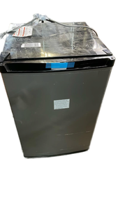 lot 19239 image: Frigidaire FFPE4533UM Compact Refrigerator (Cosmetic damage on top)(Minor dent on bottom right corner)