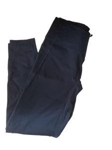 lot 20089 image: Black Athletic Yoga Leggings with Pockets Medium (Capri length)