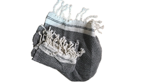lot 20167 image: Woven Cotton Black and White Diamond Pattern Kitchen towels (2)