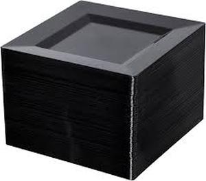 lot 11527 image: 6.5-inch Black Square Plastic Plates - 100 Count