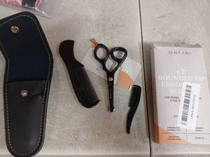 lot 51183 image: Ontaki 4.2 Professional Beard Grooming Set - Retail $35
