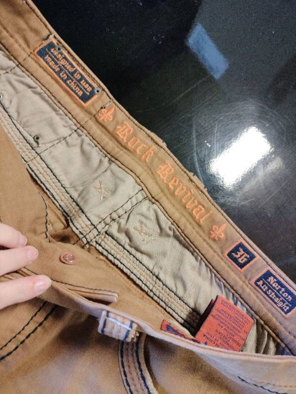 lot 20026 image: Rock Revival Norton Straight Brown Jeans - 36